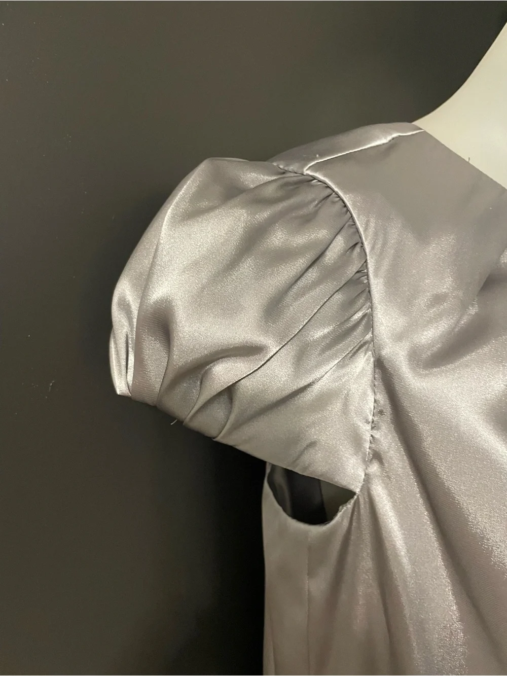 London Times Silver Satin Puff Sleeve Shift Dress Size 6 MCM vibes